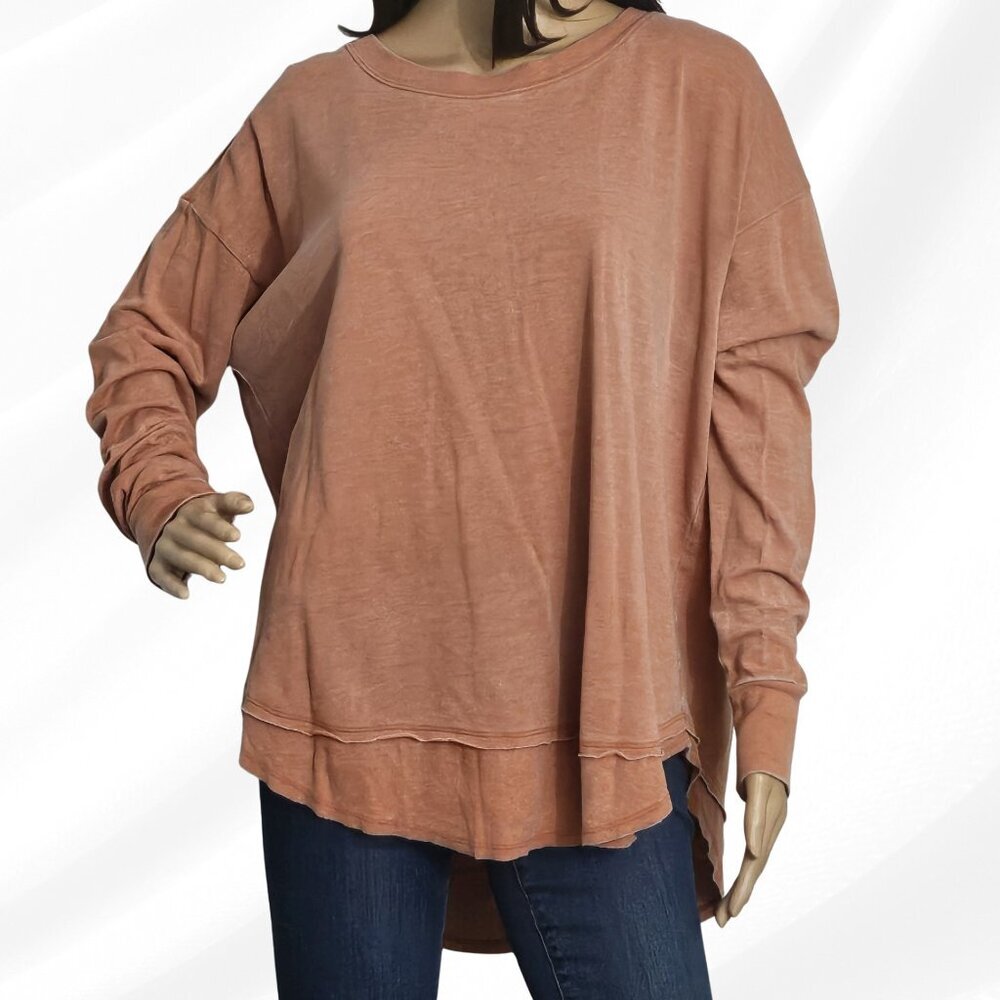 2/$20 Natural Reflections Burnt Orange Top Size L Soft Casual Top
